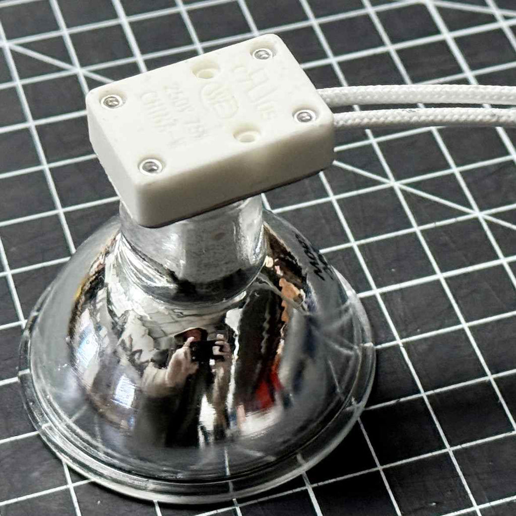 12V - 24V Miniature Infrared / Red Light MR16 Halogen Lamp
