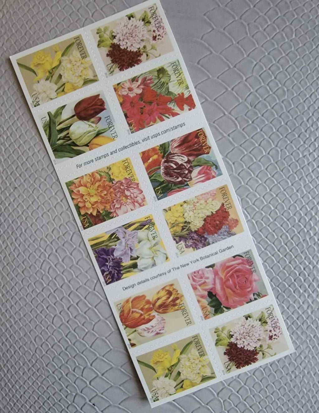 Booklet of 20 Botanical Art Garden collectible mailing stamps in the USA